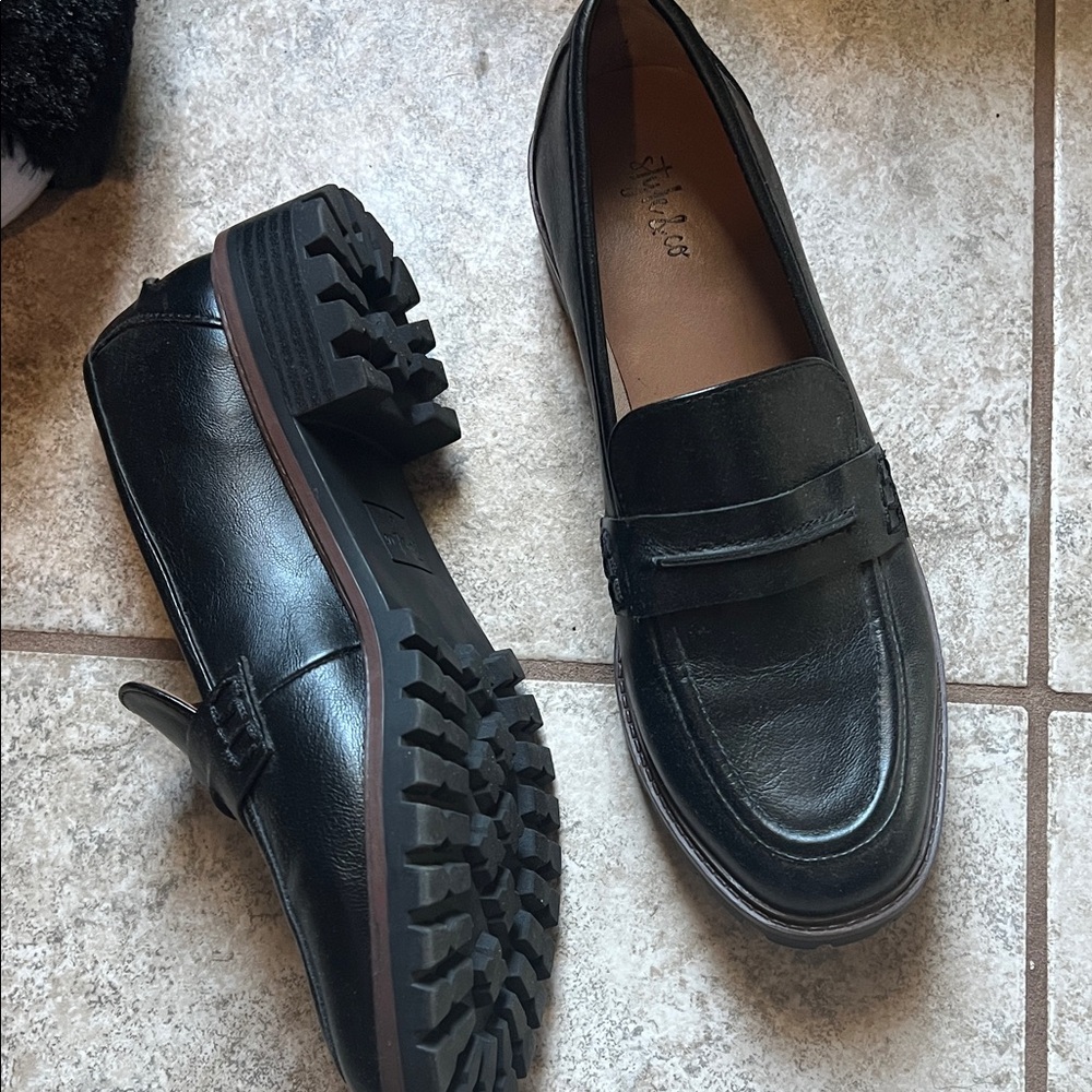 Style & Co. Black Loafers - Picture 2 of 5